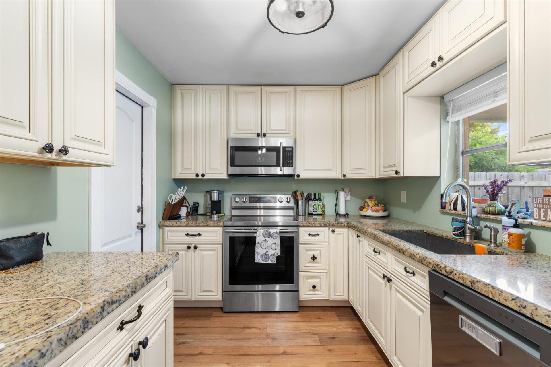 1817 N L St Street, Lake Worth Beach, FL 33460 Photo