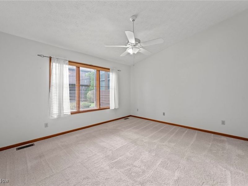 2186 Prestwick Drive, Uniontown, OH 44685 Photo 28