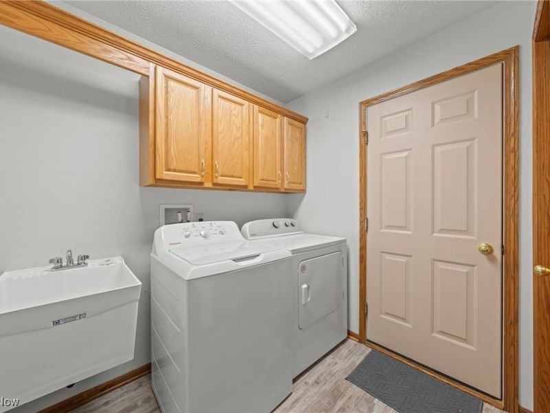 2186 Prestwick Drive, Uniontown, OH 44685 Photo 39