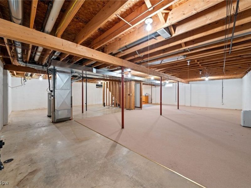 2186 Prestwick Drive, Uniontown, OH 44685 Photo 41