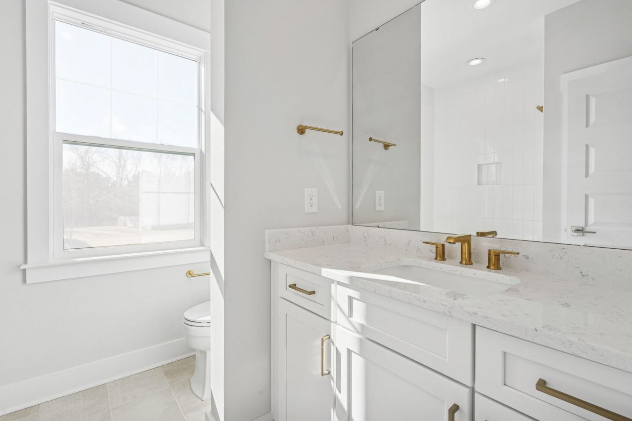 2012 Riverbend Drive Photo 10