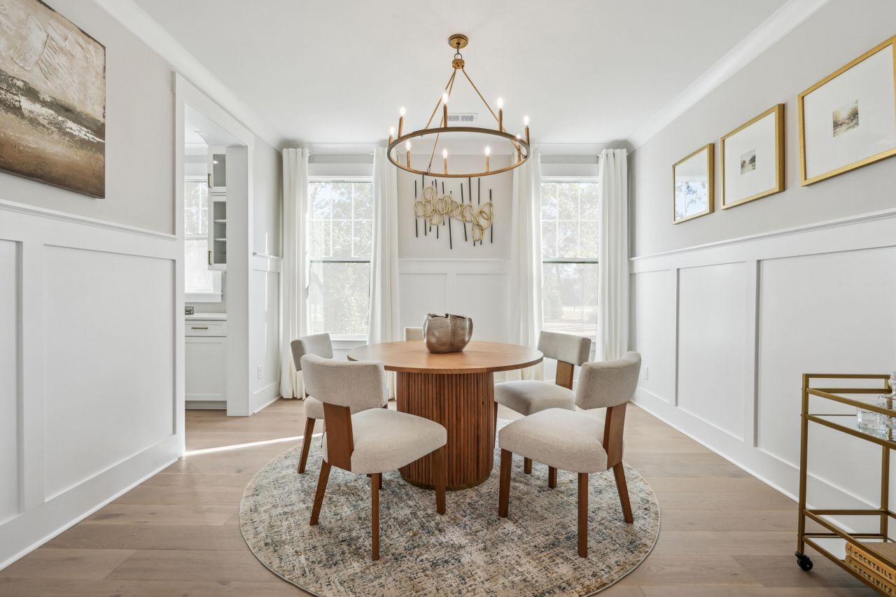 2012 Riverbend Drive Photo 2