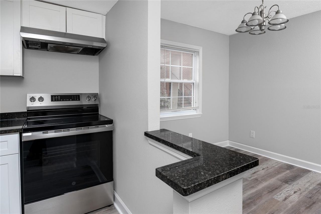 8345 13th Street N, Unit B, Saint Petersburg, FL 33702 Photo