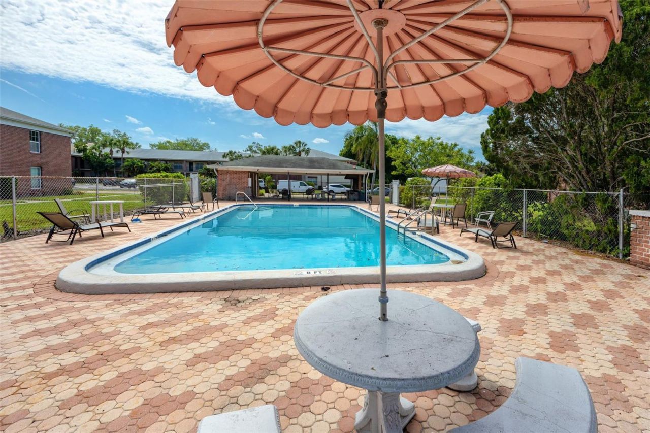 8345 13th Street N, Unit B, Saint Petersburg, FL 33702 Photo