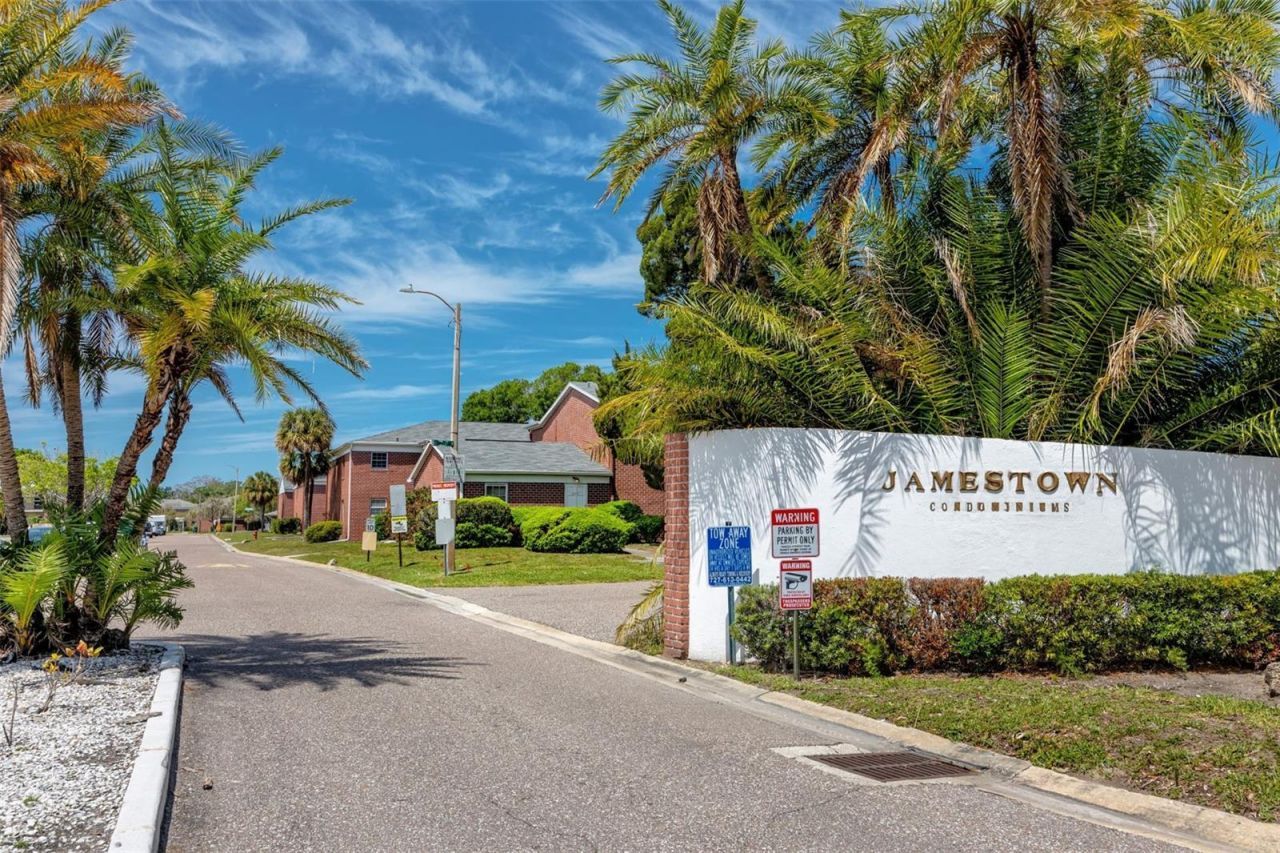 8345 13th Street N, Unit B, Saint Petersburg, FL 33702 Photo