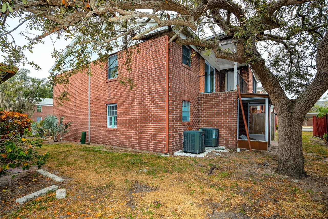 8345 13th Street N, Unit B, Saint Petersburg, FL 33702 Photo