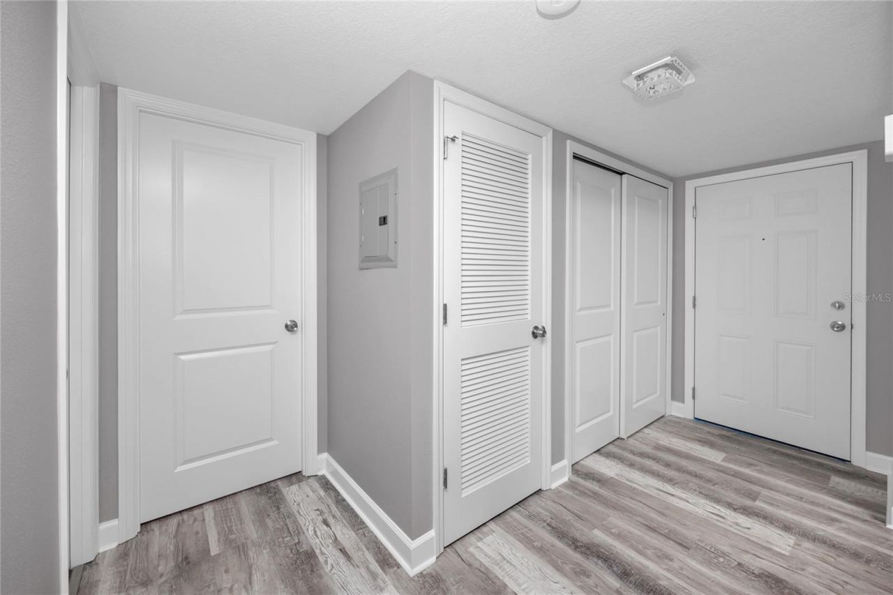 8345 13th Street N, Unit B, Saint Petersburg, FL 33702 Photo