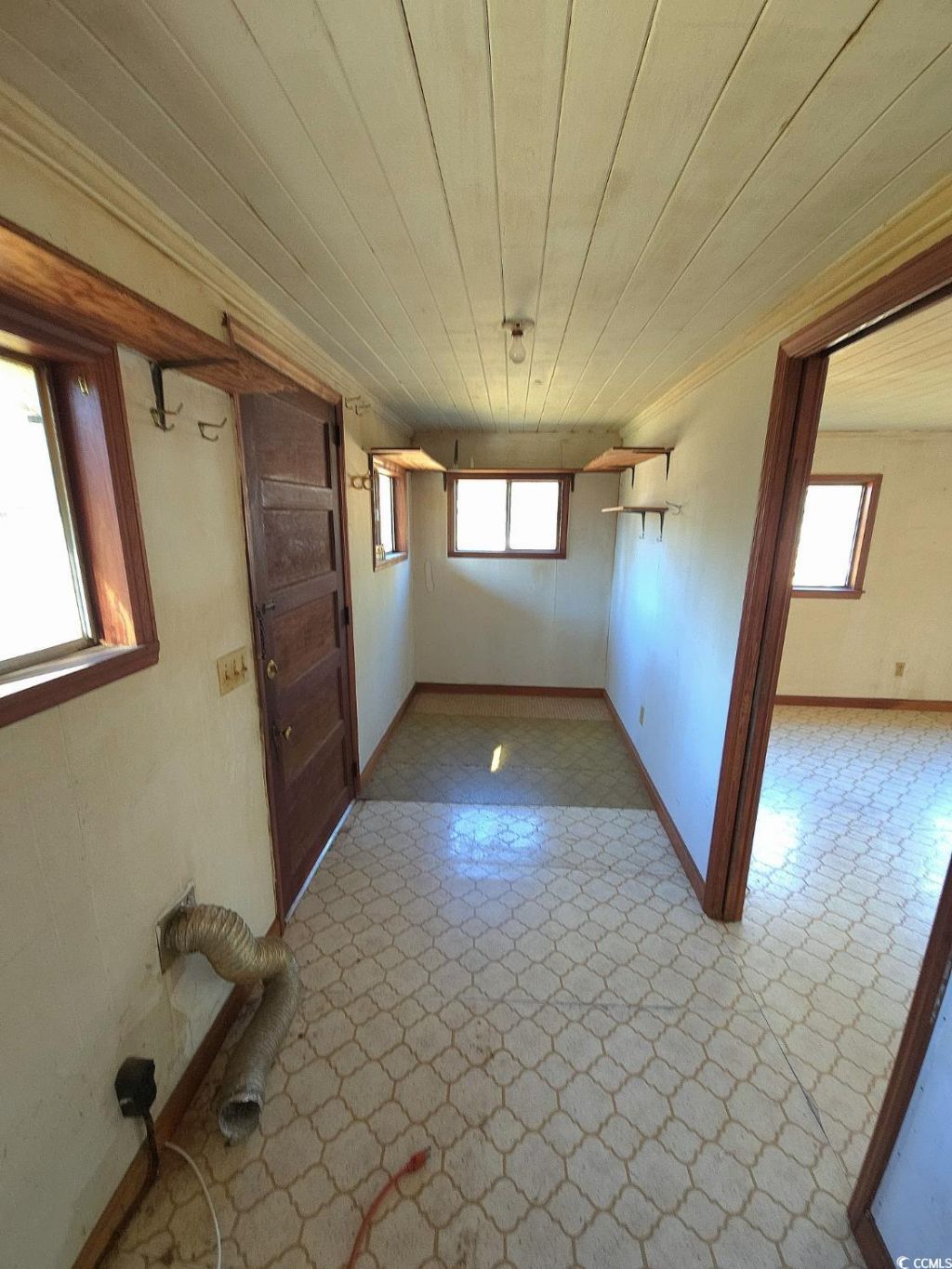 150 Landmark Rd. Photo 6