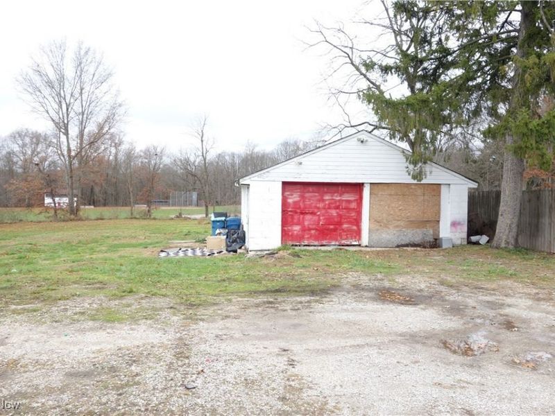 6090 Manchester Road, Akron, OH 44319 Photo 34