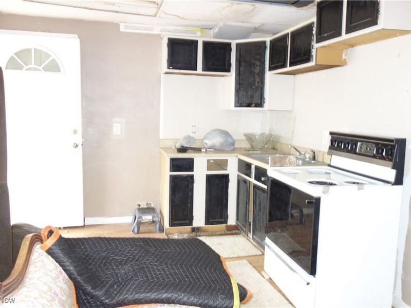 6090 Manchester Road, Akron, OH 44319 Photo 7