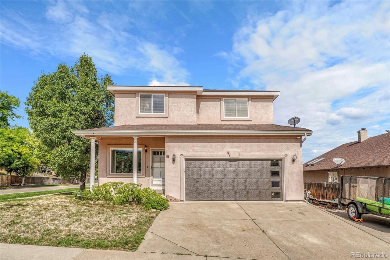 10329 Halleys Way, Littleton, CO 80125 Main Photo