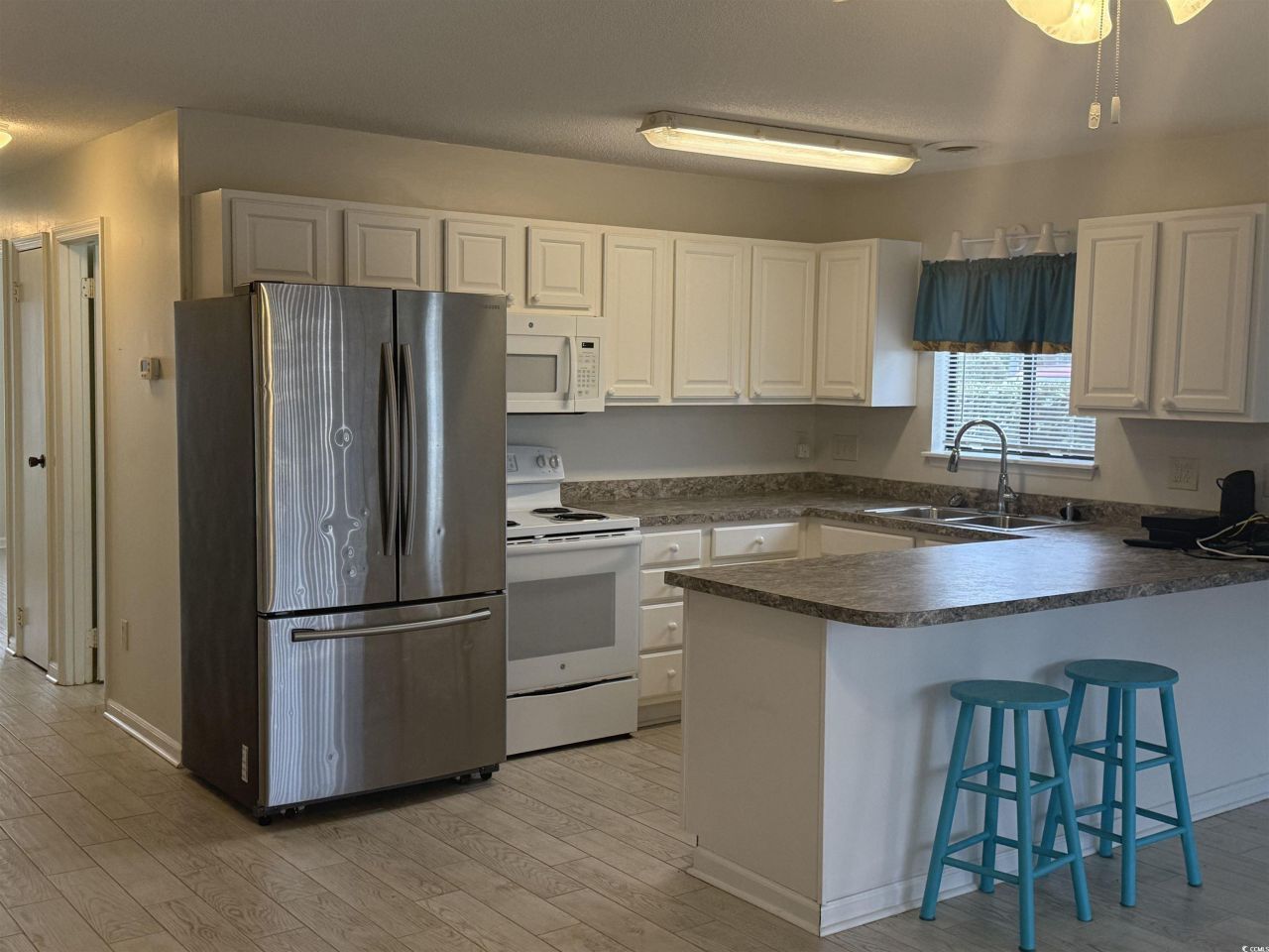 1850 Colony Dr. Photo 7