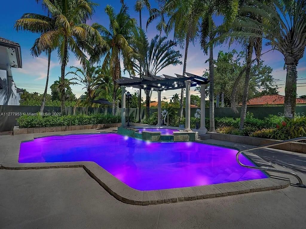 15945 NW 82nd Court, Miami Lakes, FL 33016 Photo