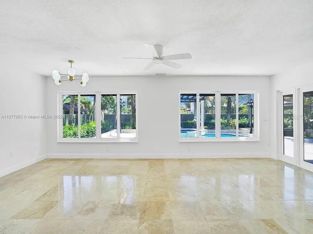 15945 NW 82nd Court, Miami Lakes, FL 33016 Photo