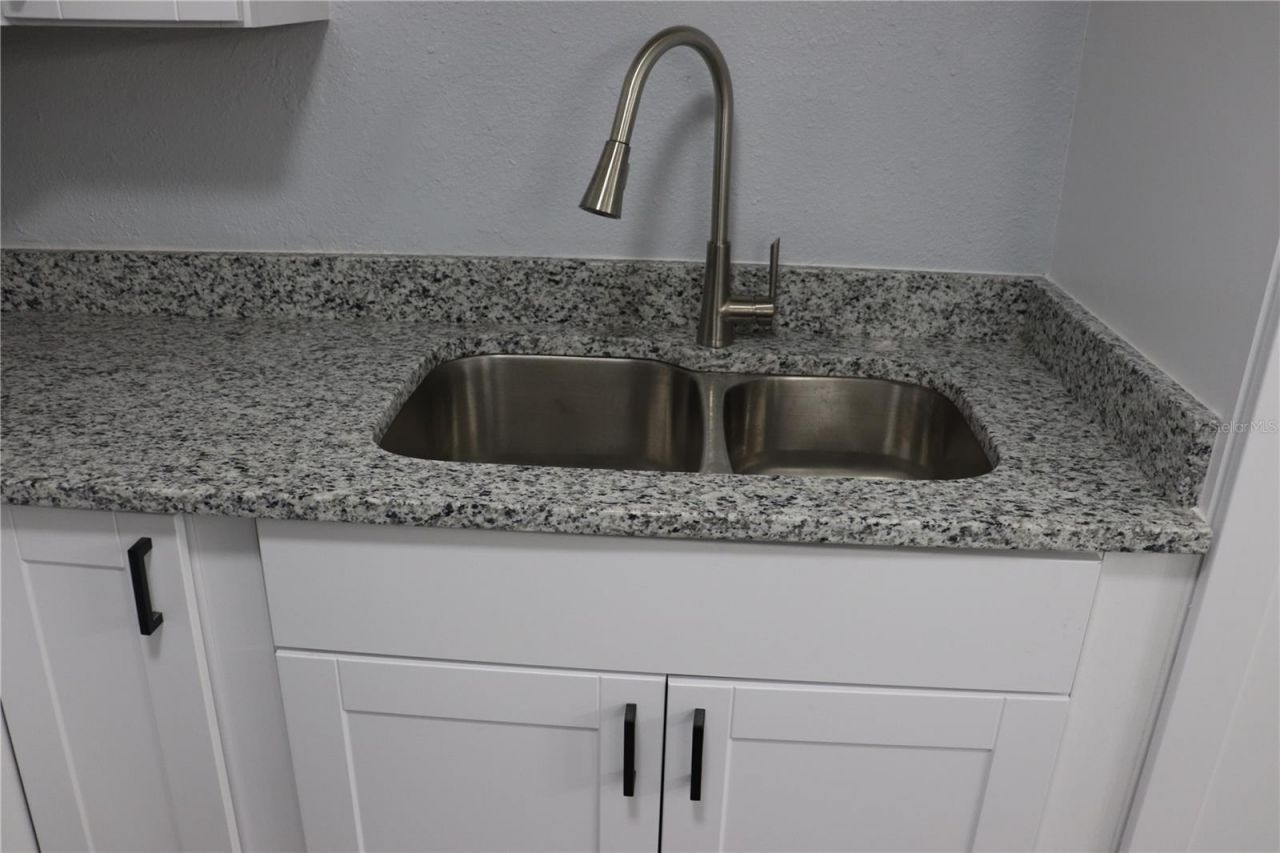 4749 Vargas Street, Orlando, FL 32811 Photo