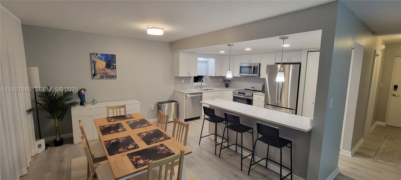 1200 14th St, Unit 7A, Miami Beach, FL 33139 Photo