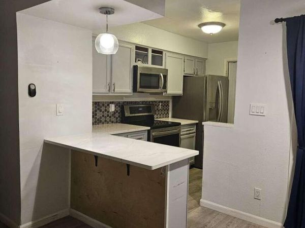 2220 W DORA Street, Unit 114, Mesa, AZ 85201
