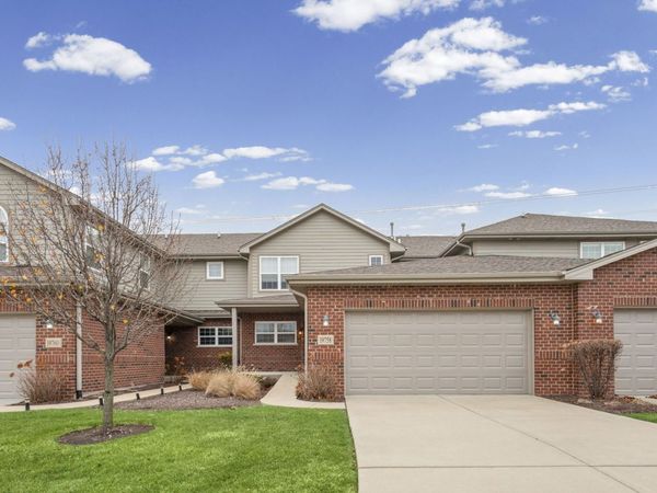 19758 Sunset Court, Tinley Park, IL 60487