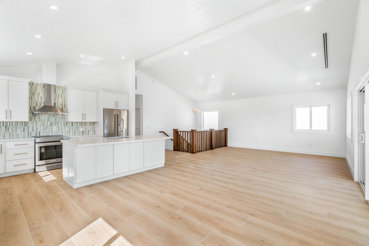 226 S Coconut Palm Boulevard, Tavernier, FL 33070 Photo