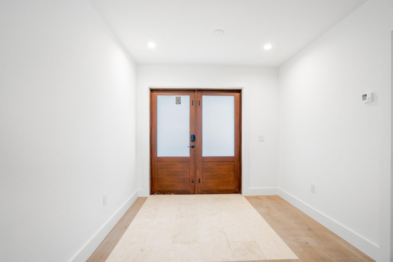 226 S Coconut Palm Boulevard, Tavernier, FL 33070 Photo