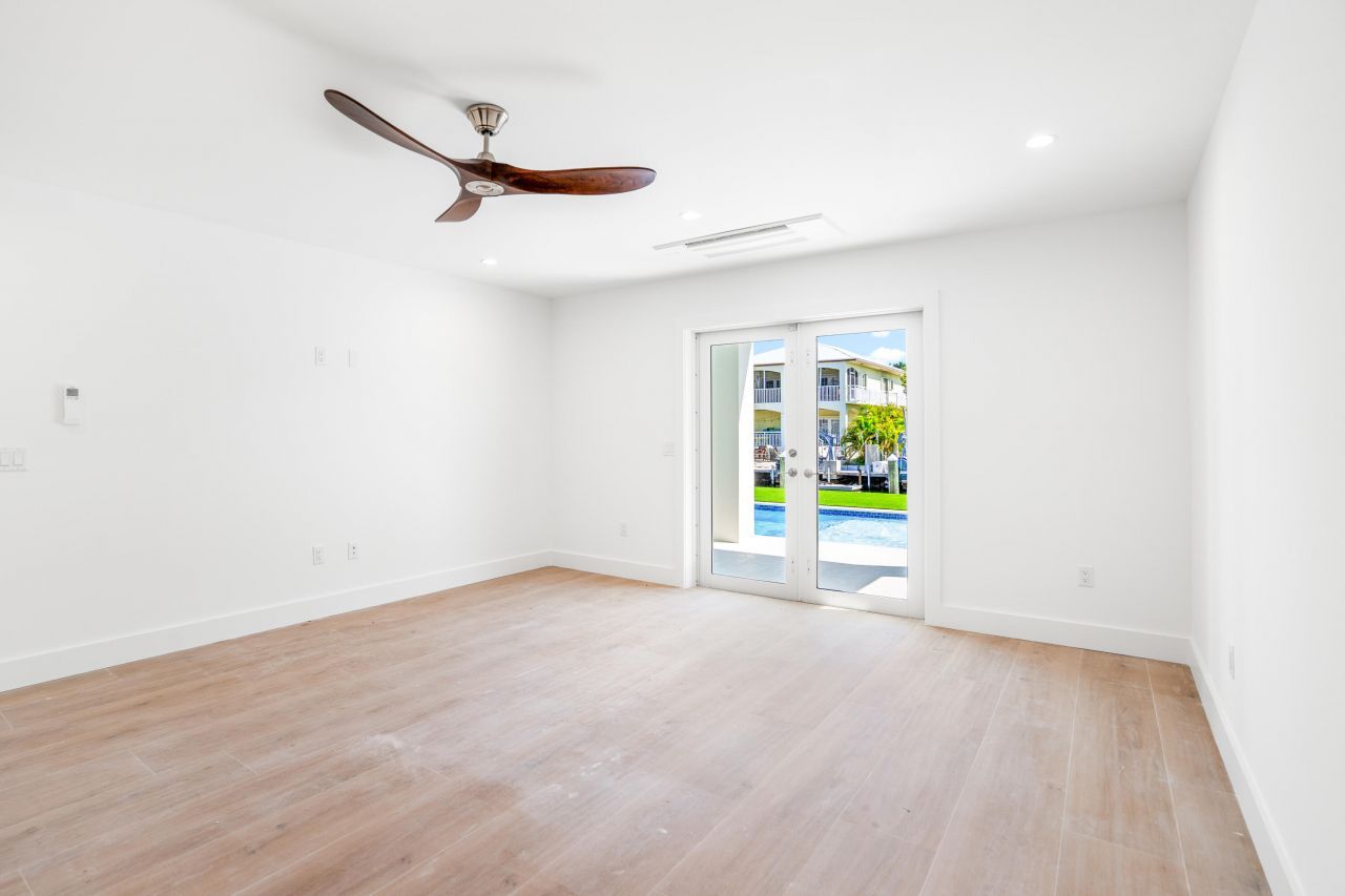 226 S Coconut Palm Boulevard, Tavernier, FL 33070 Photo