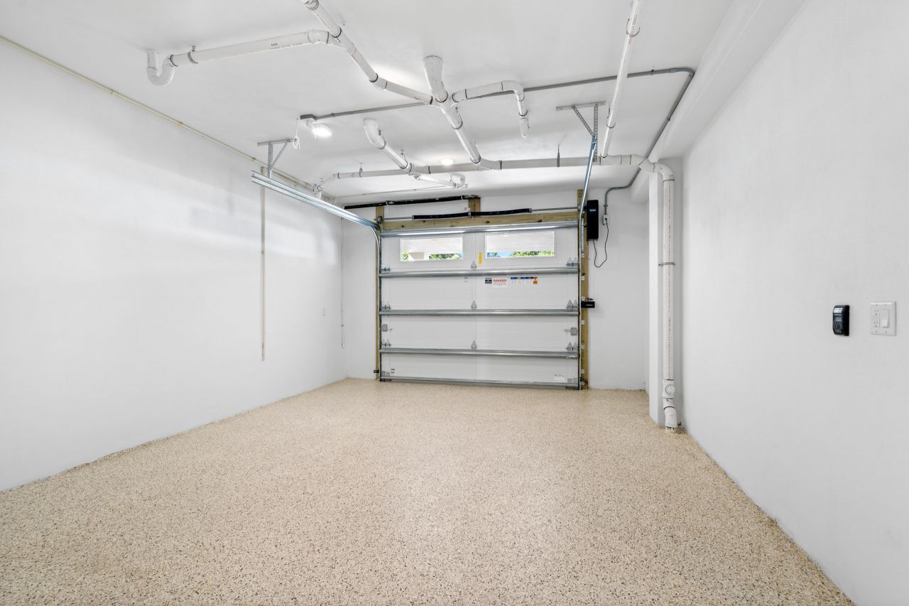 226 S Coconut Palm Boulevard, Tavernier, FL 33070 Photo