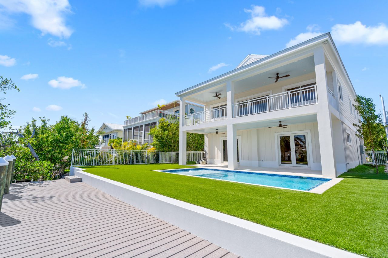 226 S Coconut Palm Boulevard, Tavernier, FL 33070 Photo