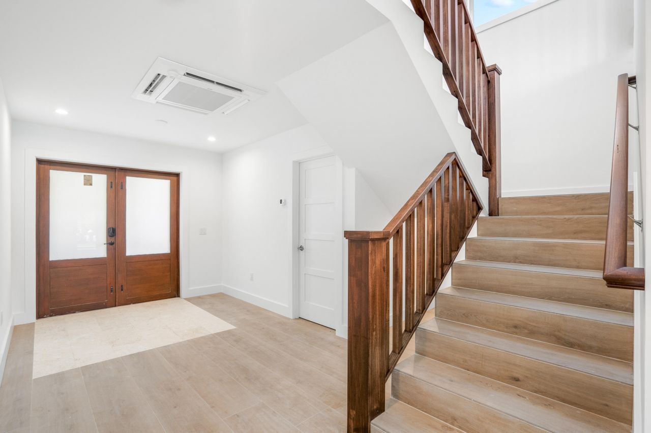 226 S Coconut Palm Boulevard, Tavernier, FL 33070 Photo