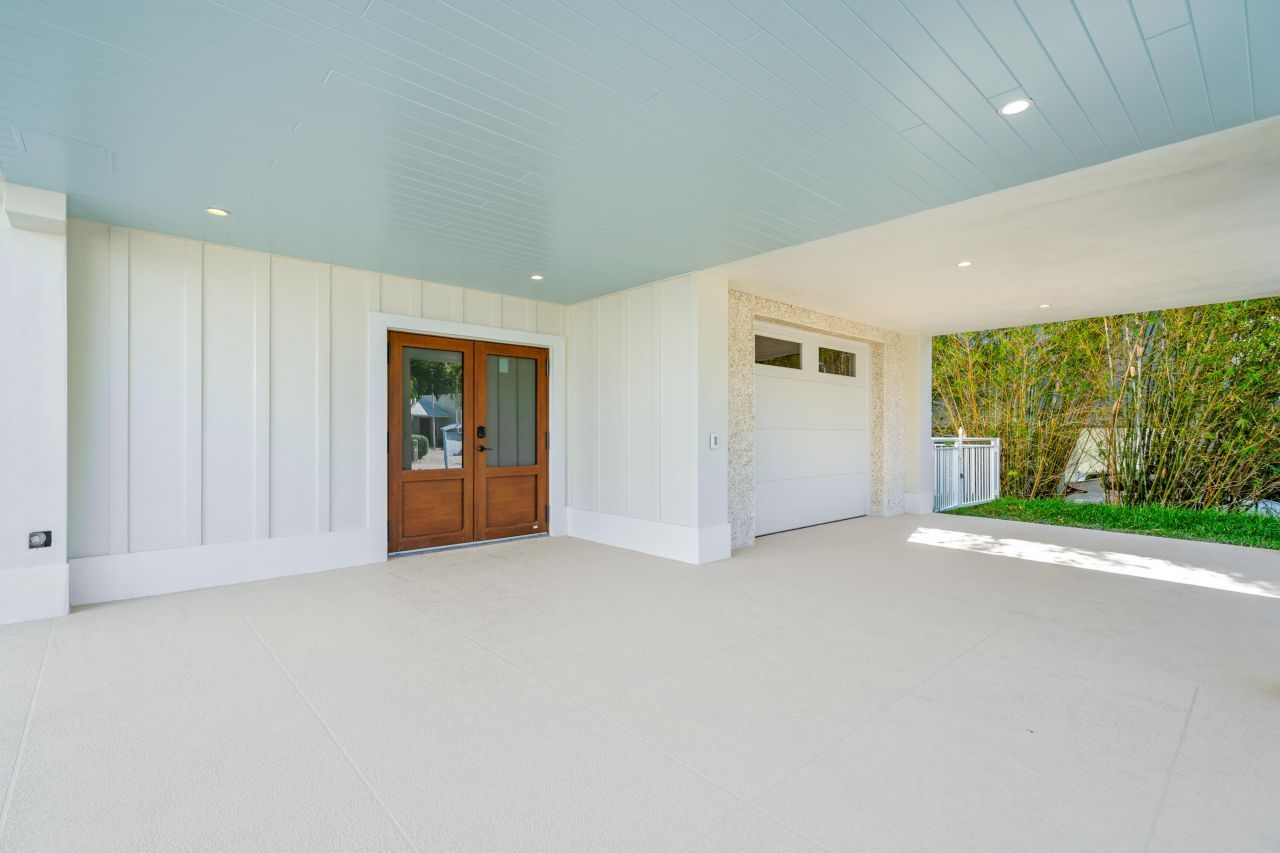 226 S Coconut Palm Boulevard, Tavernier, FL 33070 Photo