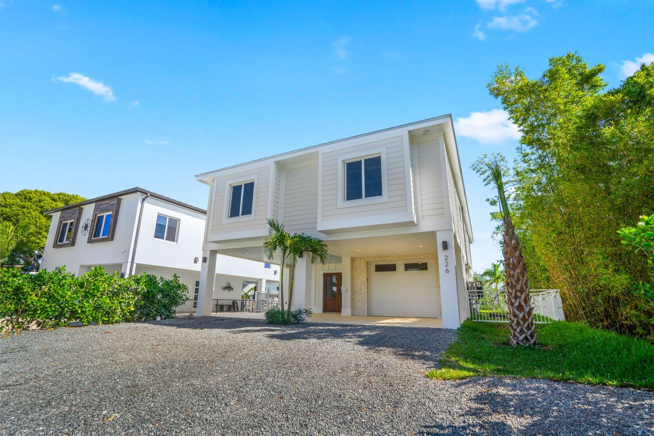 226 S Coconut Palm Boulevard, Tavernier, FL 33070 Photo