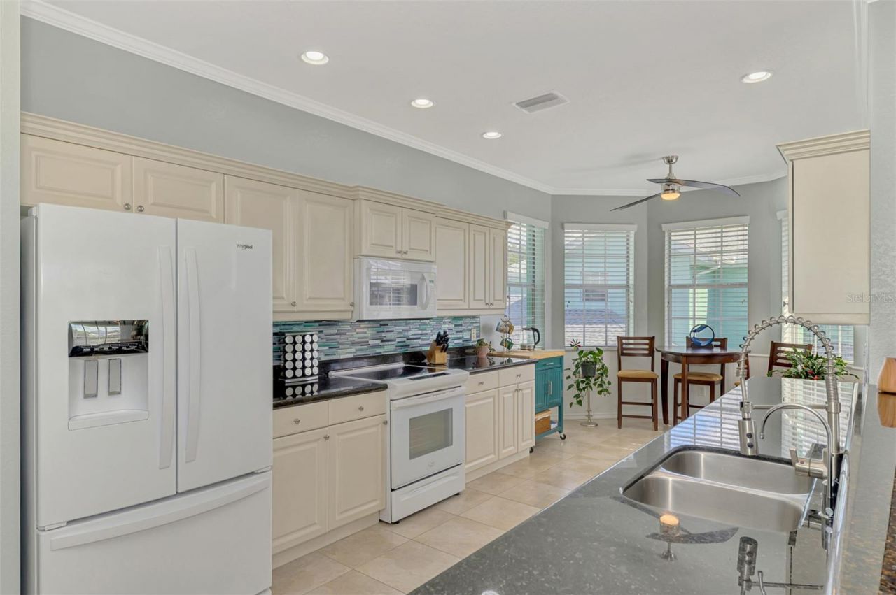 25507 Heritage Lake Boulevard, Unit 2, Punta Gorda, FL 33983 Photo