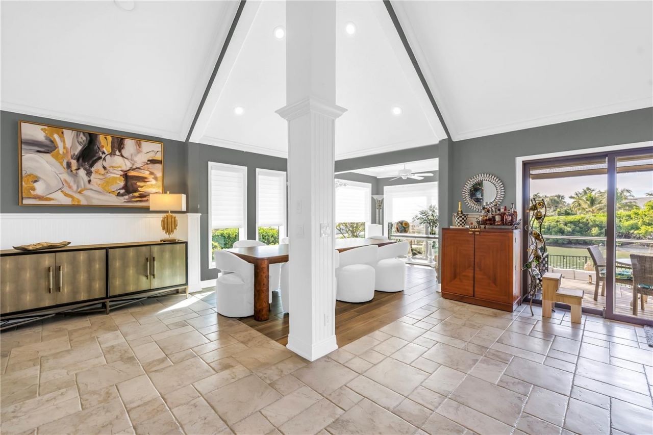 6191 51st Street S, Saint Petersburg, FL 33715 Photo