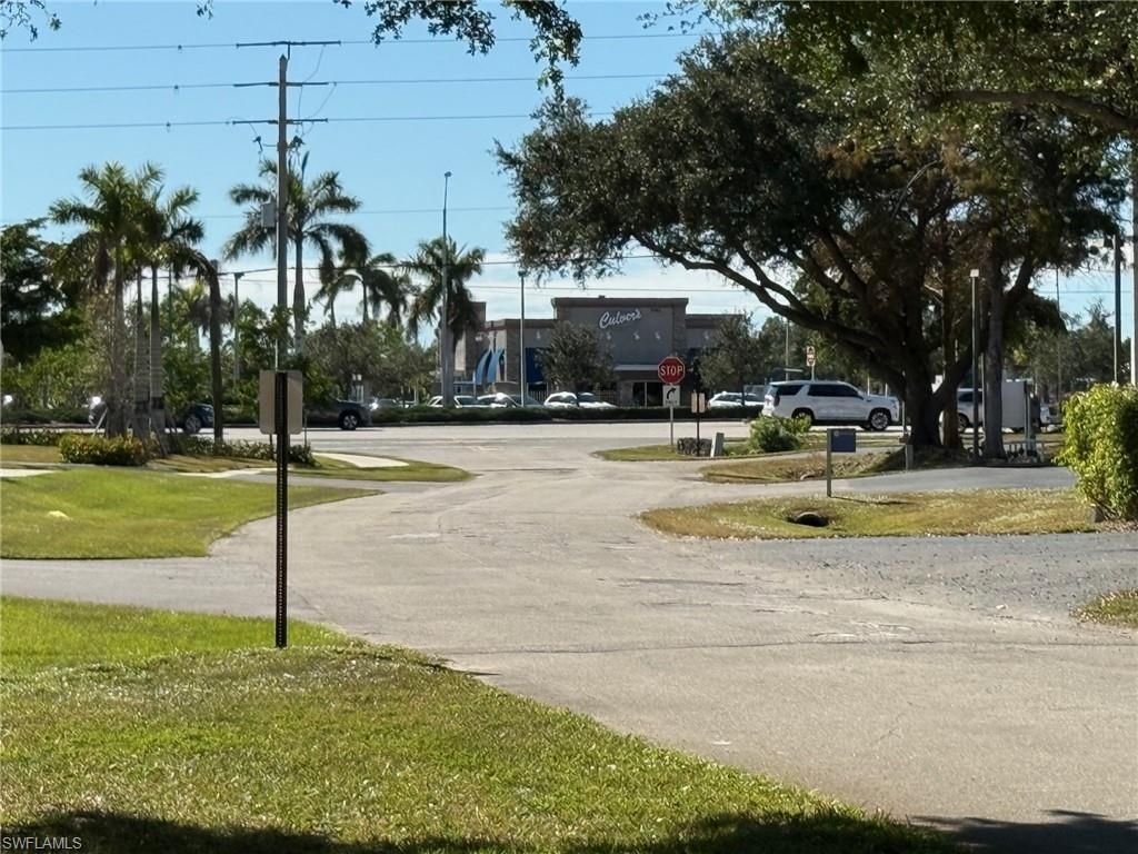 700 Valley Stream Dr, Unit 303, Naples, FL 34113 Photo