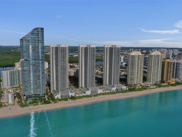 15811 Collins Ave, Unit 1601, Sunny Isles Beach, FL 33160