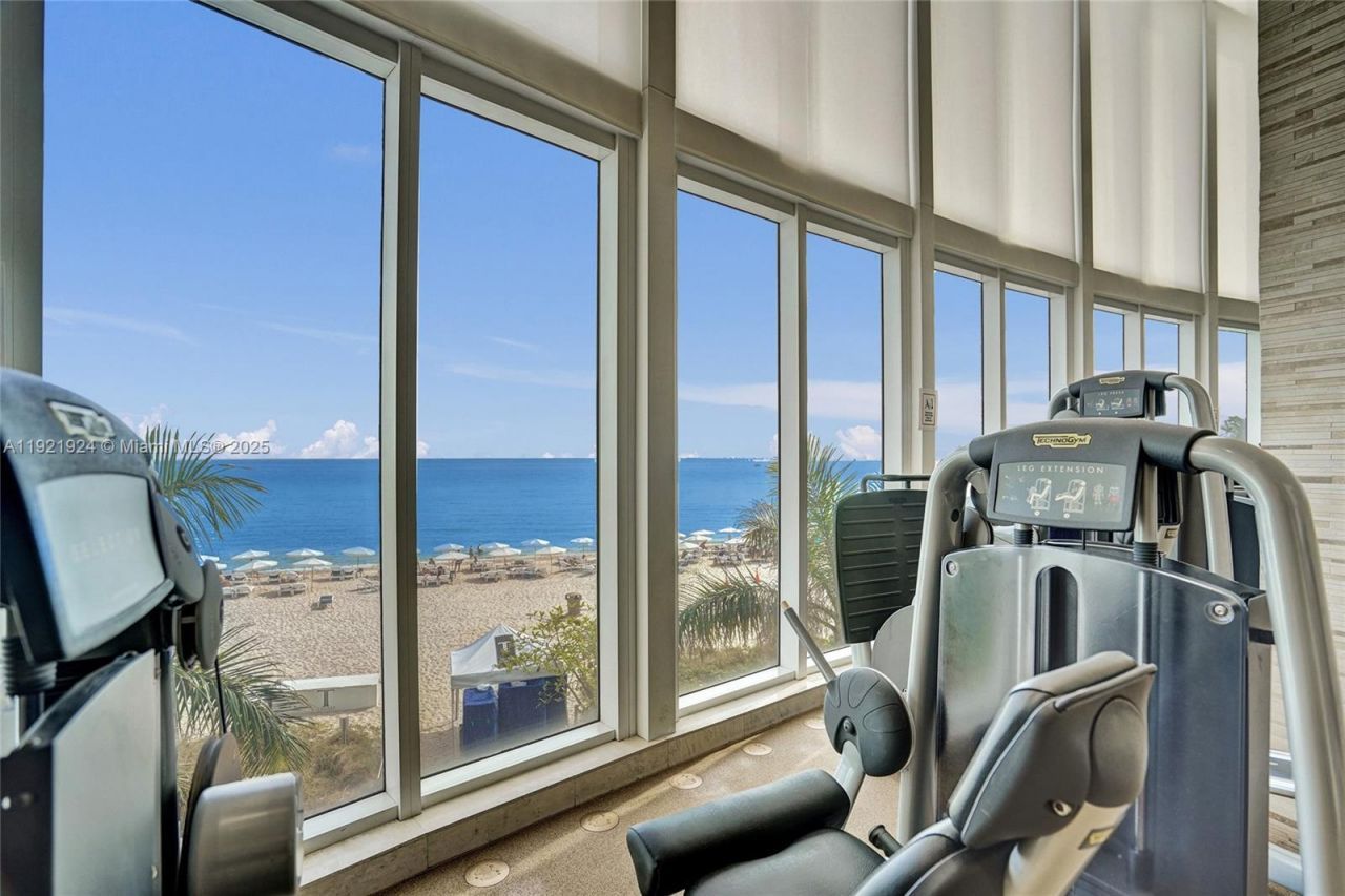 15811 Collins Ave, Unit 1601, Sunny Isles Beach, FL 33160 Photo