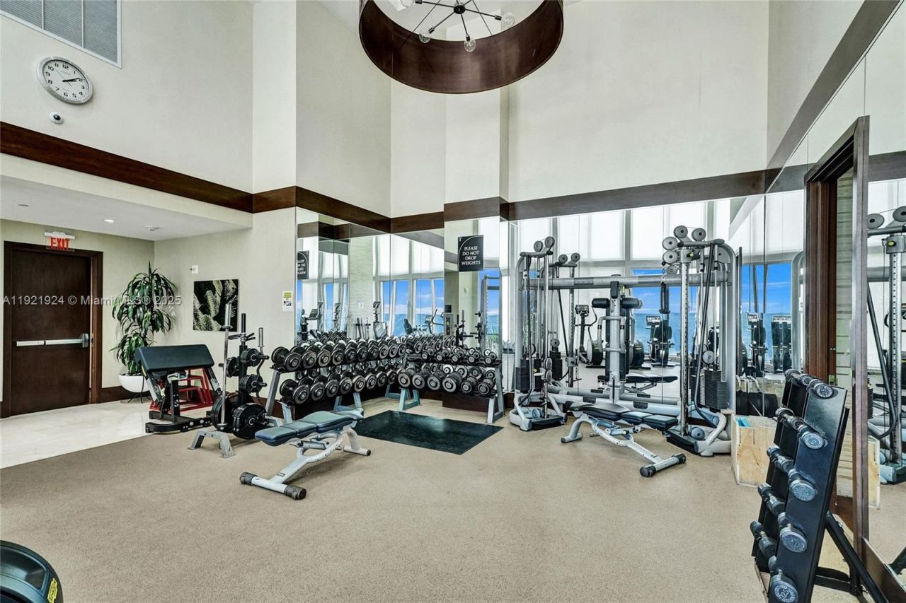15811 Collins Ave, Unit 1601, Sunny Isles Beach, FL 33160 Photo