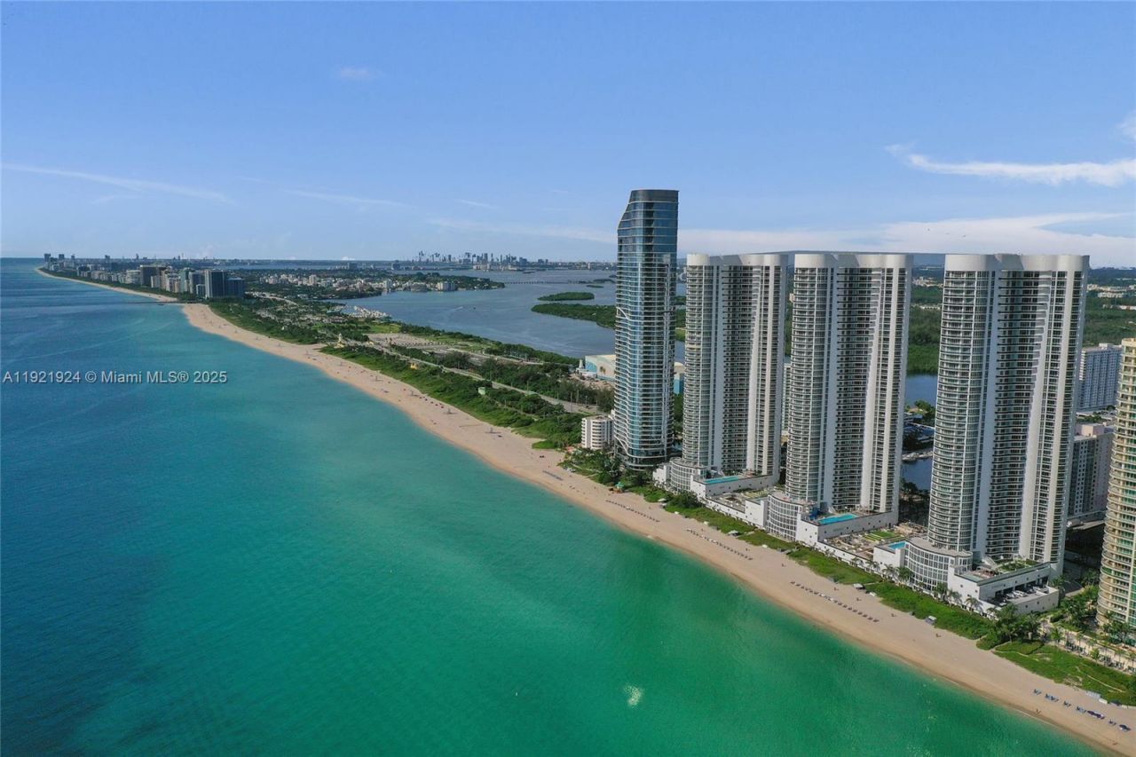 15811 Collins Ave, Unit 1601, Sunny Isles Beach, FL 33160 Photo