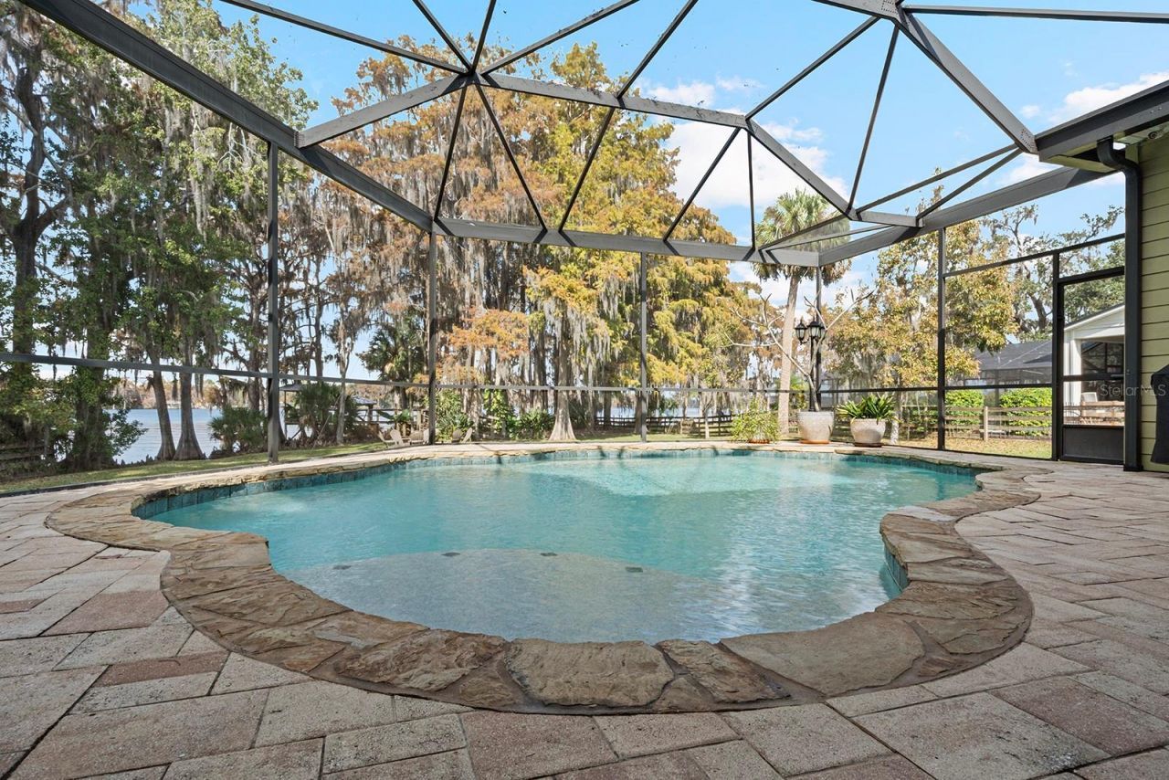 520 Lake Mills Road, Chuluota, FL 32766 Photo