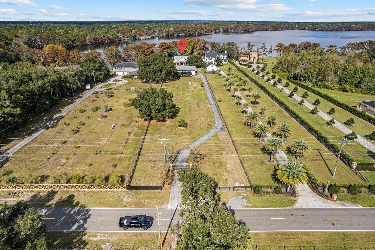 520 Lake Mills Road, Chuluota, FL 32766 Photo