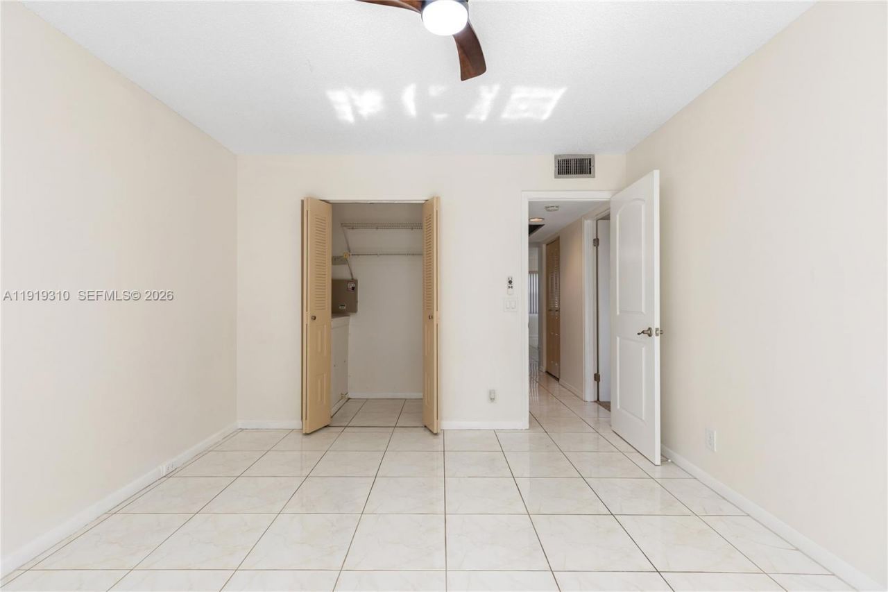 13250 SW 4th Ct, Unit 401G, Pembroke Pines, FL 33027 Photo