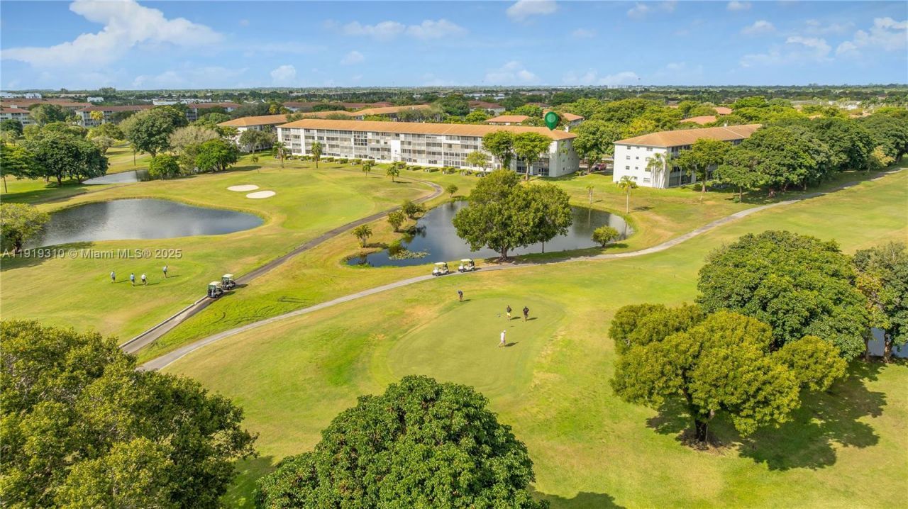 13250 SW 4th Ct, Unit 401G, Pembroke Pines, FL 33027 Photo