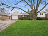 1812 Winthrop Road, Highland Park, IL 60035 primary photo