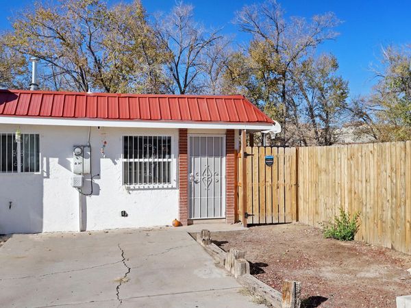 507 Gerald Chavez Lane NE, Los Lunas, NM 87031