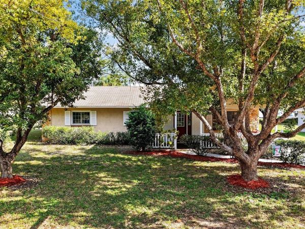 109 N BLOXAM AVENUE, MINNEOLA, FL 34715