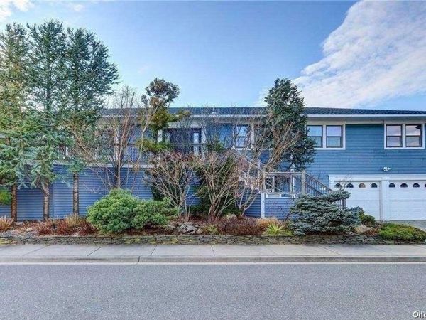 14 Kensington Street, Lido Beach, NY 11561