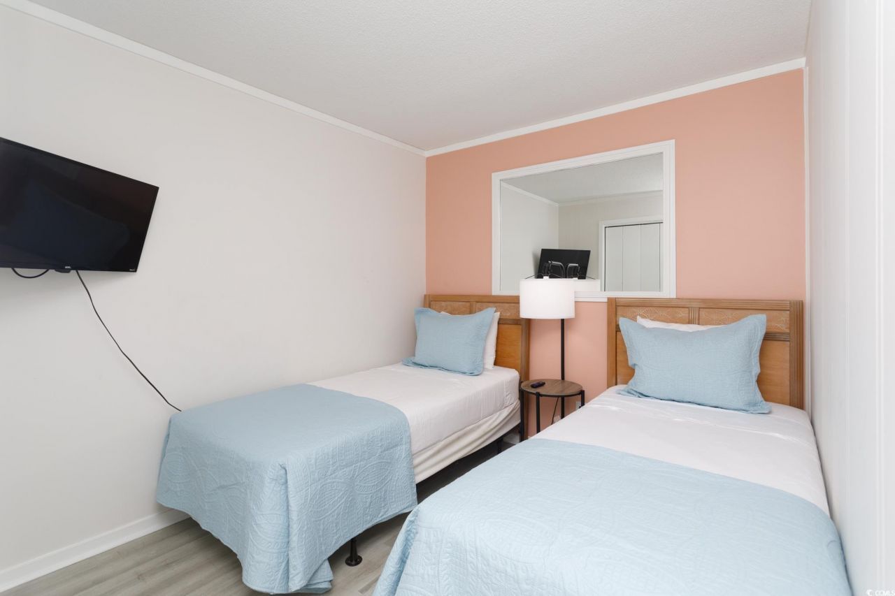 5905 South Kings Hwy. Photo 17