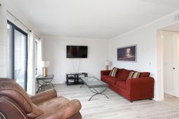 5905 South Kings Hwy. photo 4