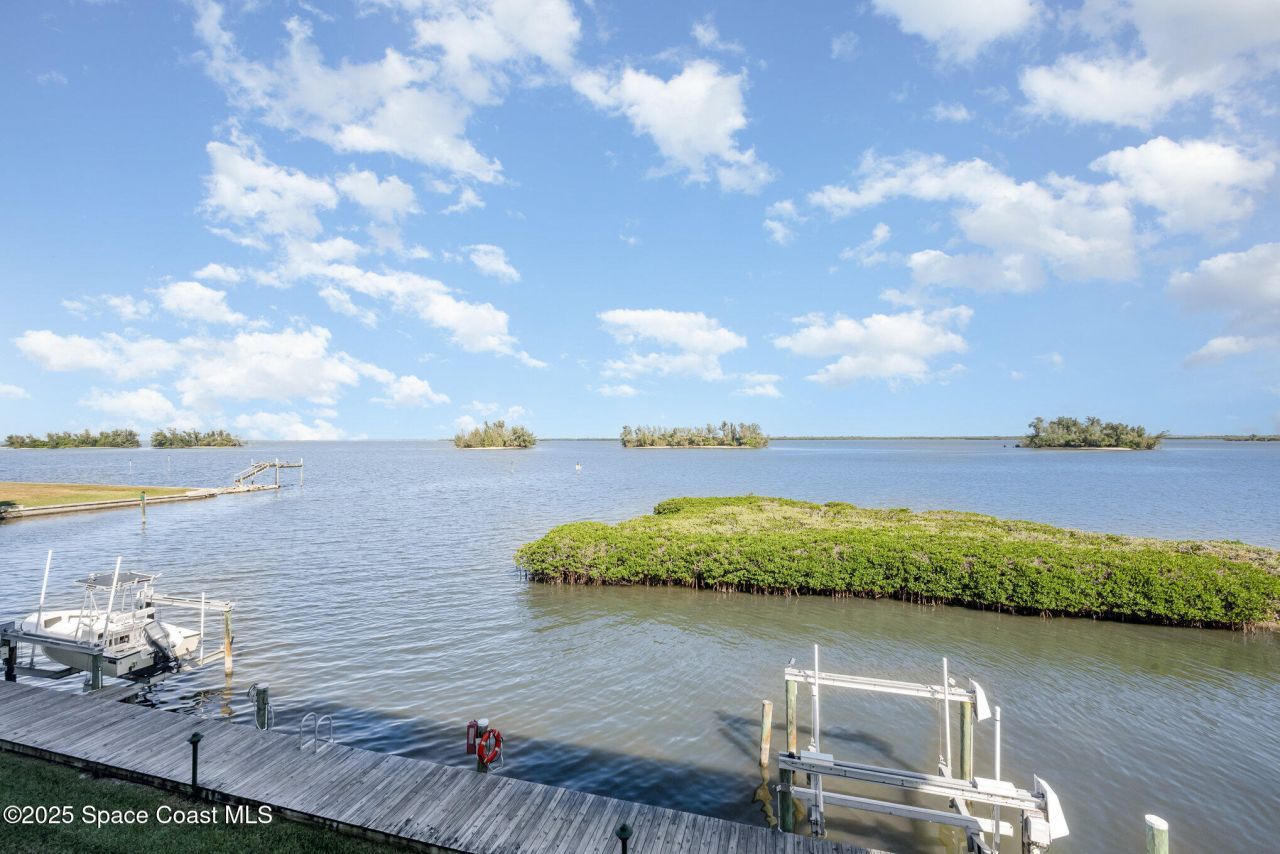 6029 N River Run Drive, Sebastian, FL 32958 Photo