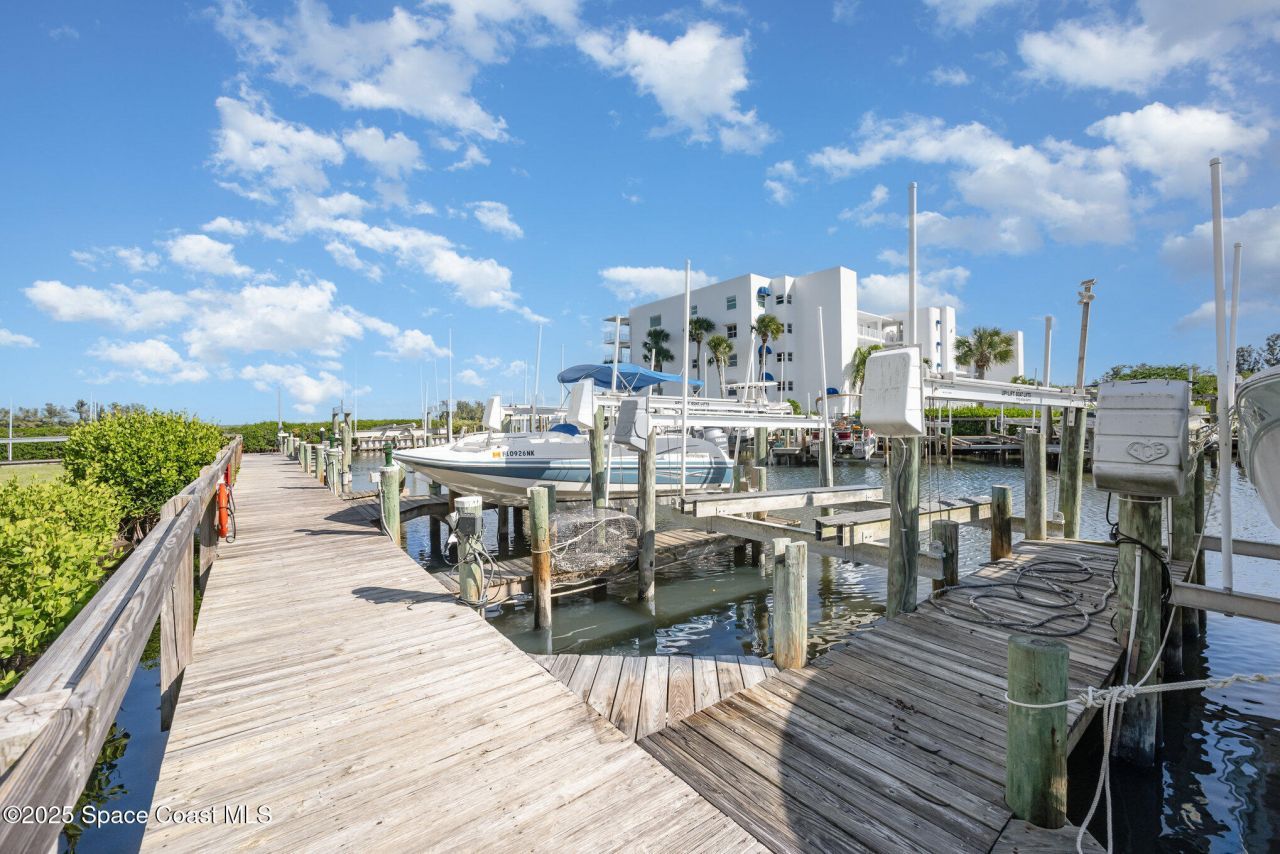 6029 N River Run Drive, Sebastian, FL 32958 Photo