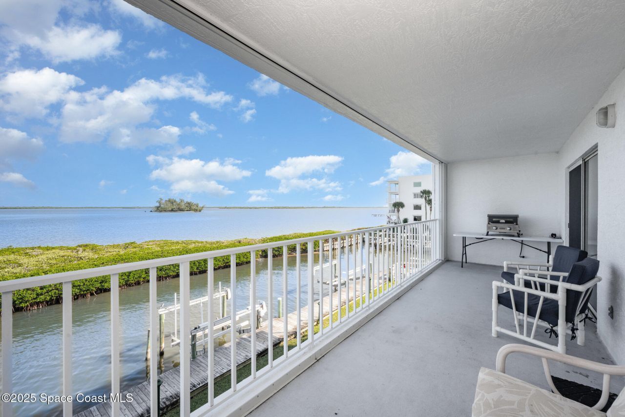 6029 N River Run Drive, Sebastian, FL 32958 Photo